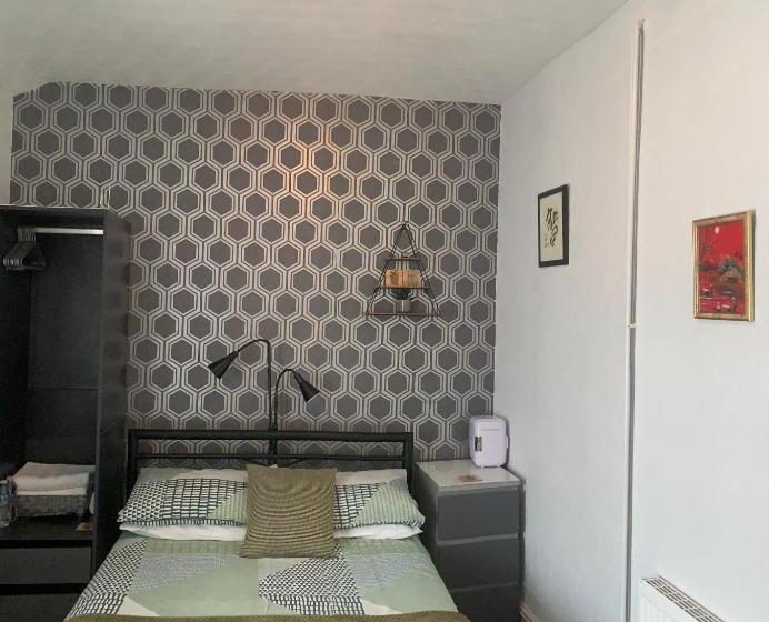 Standardrum, Hornby Villa B&b Couples & Families Only Central Location