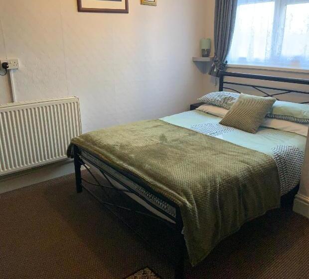 Familiekamer, Hornby Villa B&b Couples & Families Only Central Location