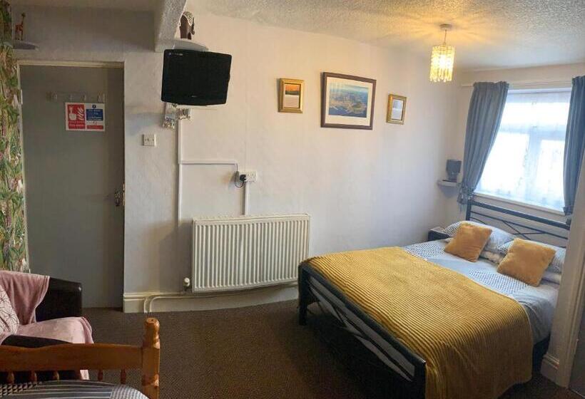 Familjerum, Hornby Villa B&b Couples & Families Only Central Location