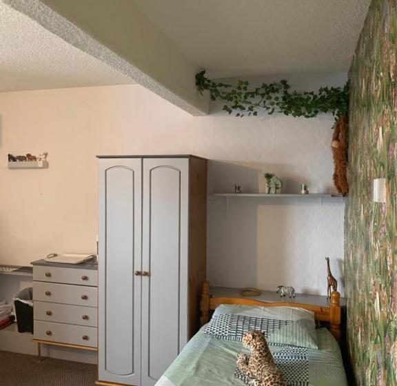 Familiekamer, Hornby Villa B&b Couples & Families Only Central Location