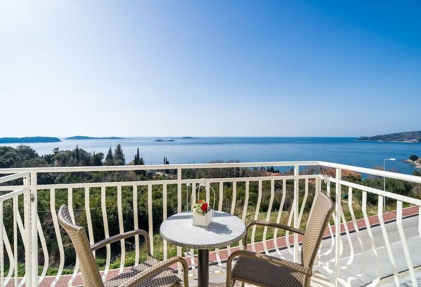 آپارتمان 1 خوابه با بالکن و چشم‌انداز دریا, Villa Samba