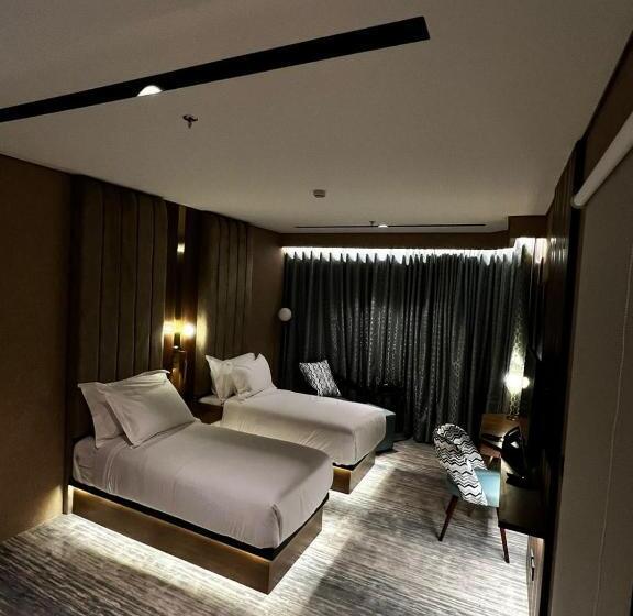 Люкс 2 Спальни, Damask Hotels
