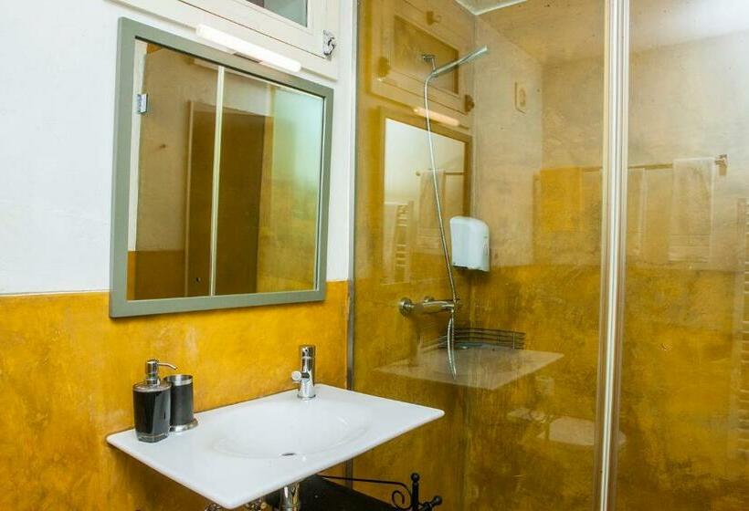 Апартаменты 2 Спальни, Casal De Tralhariz   Turismo De Habitacao