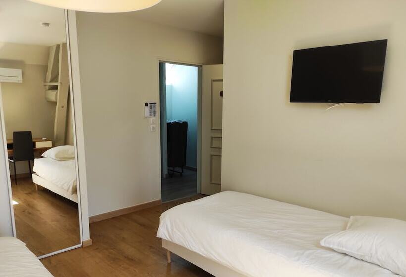 Номер Стандарт Трехместный, Chambre D Hôtes Le Domaine Des Hirondelles