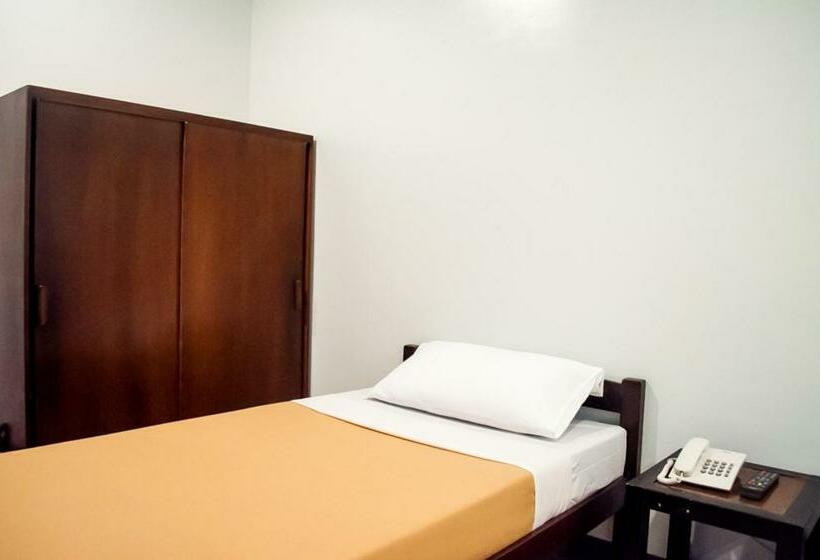 스탠다드 룸, Seasons Hotel Sablayan