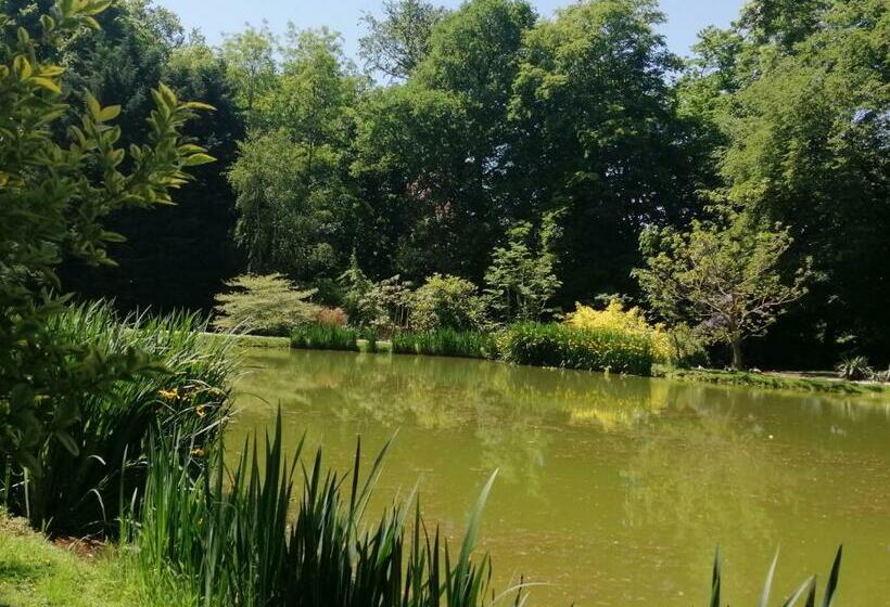 Семейный Номер, Chambre E André Le Domaine Des Jardins De Bracquetuit