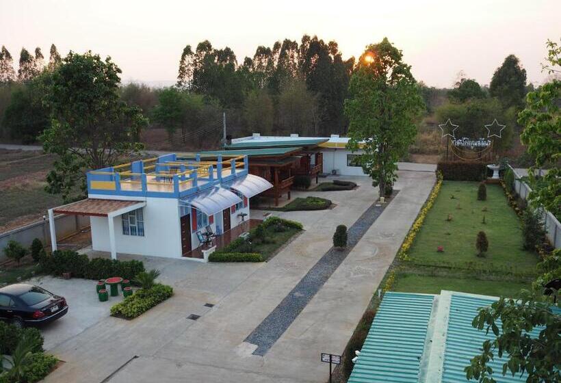 발코니 디럭스 룸, Chomduen Phu Kao Resort