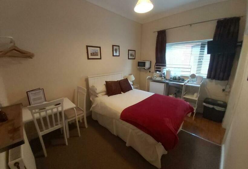 Номер Basic, Sergeants Accommodation