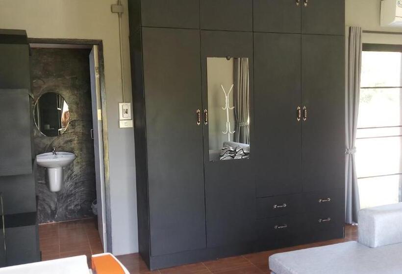 Номер Стандарт, Chill House Mae Sariang
