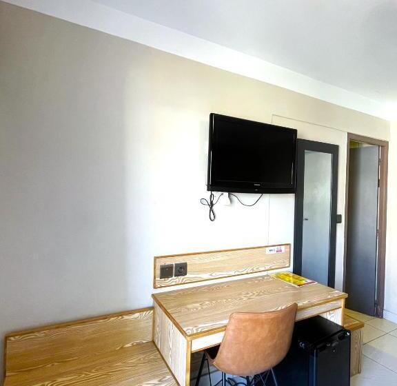 اتاق استاندارد, Hôtel Select   Réunion
