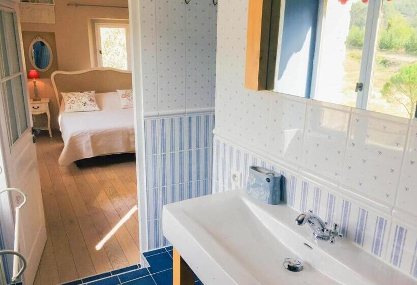 Четырехместный Номер Deluxe, Domaine De Rochebelle