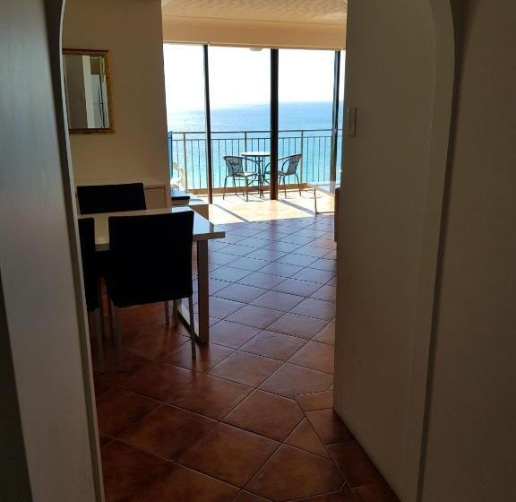Апартаменты Deluxe 2 Спальни Вид на Море, Royal Palm Resort On The Beach