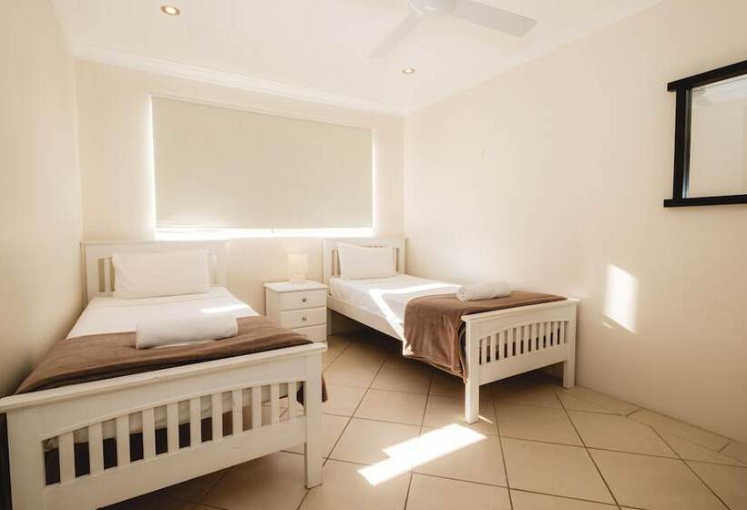 침실 3개 아파트, Sanctuary Lake Apartments