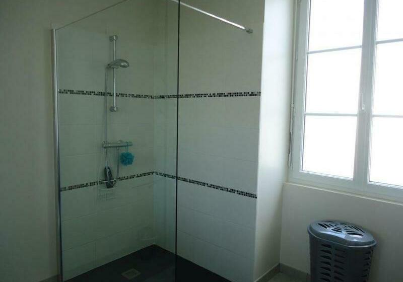 Люкс 2 Спальни, Chambres D Hôtes à Cuillé
