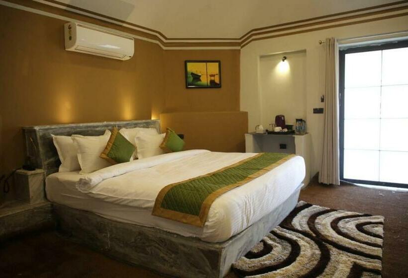 Номер Deluxe, Club 21 By Sariska Fun City, Alwar