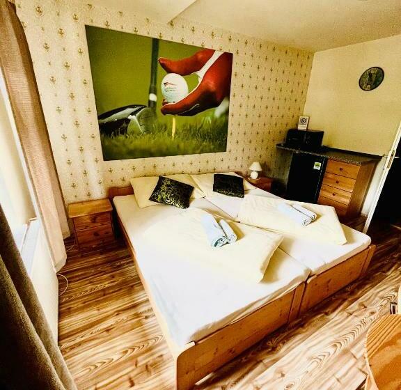 غرفة قياسية, Ještěd Golf Restaurace A Penzion
