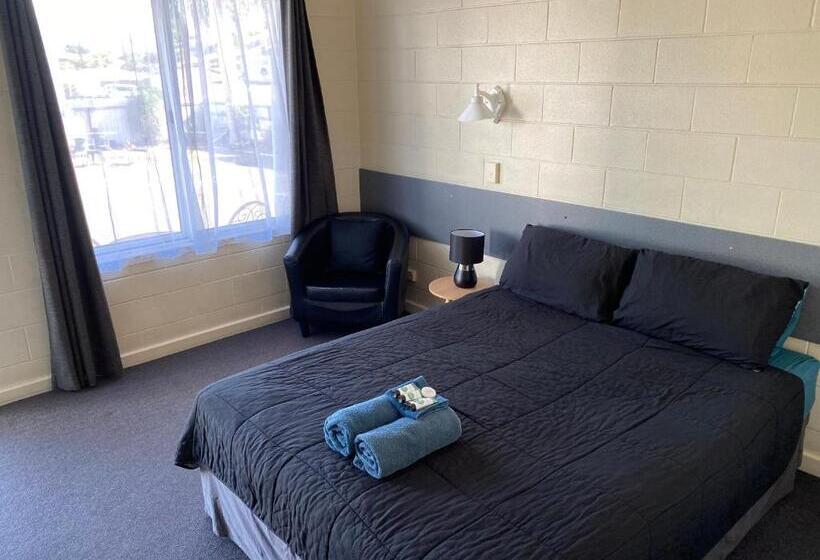 스탠다드 룸, Central Point Motel