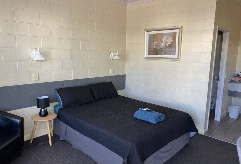 스탠다드 룸, Central Point Motel