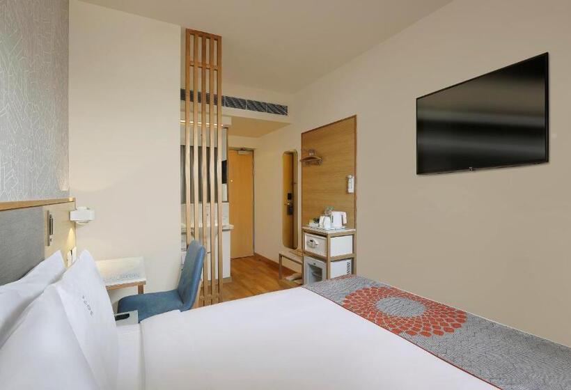 Mozgáskorlátozott Standard Szoba, Holiday Inn Express Gurugram Sector 50, An Ihg