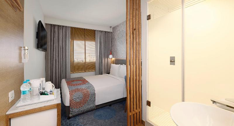 Standard Szoba, Holiday Inn Express Gurugram Sector 50, An Ihg