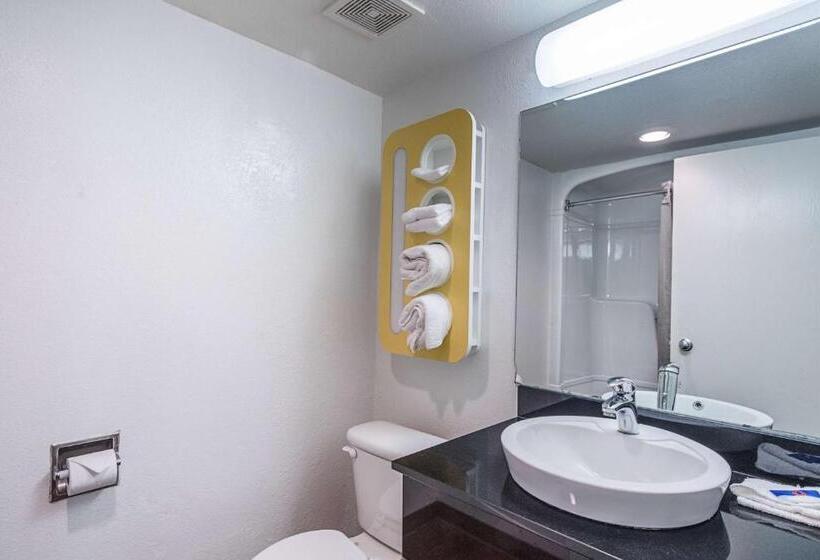 Номер Стандарт, Motel 6kokomo, In