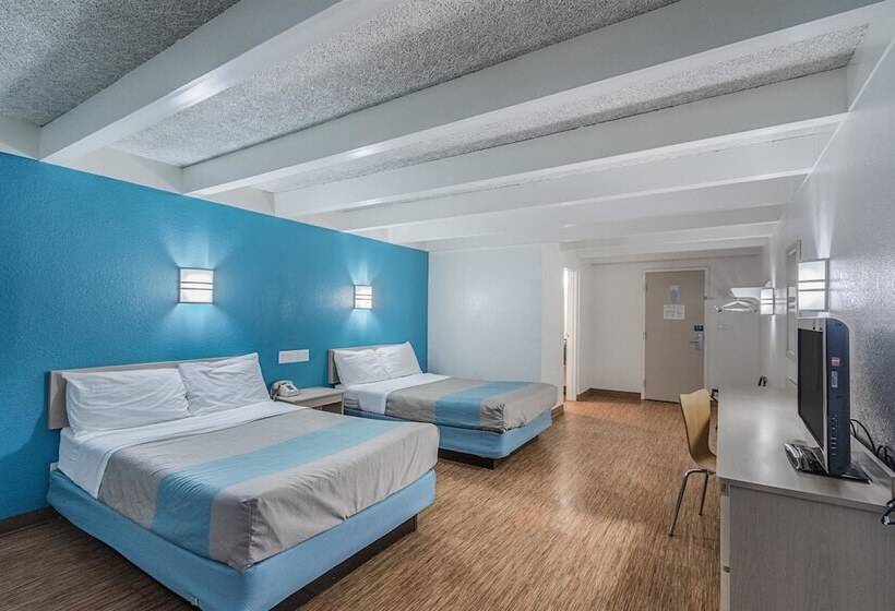 Номер Стандарт 2 Двуспальные Кровати, Motel 6kokomo, In