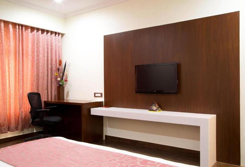 Номер Executive, Ramyas Hotels
