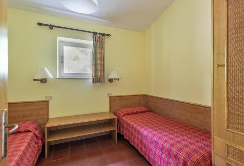 标准平房, Residence Parco Del Garda