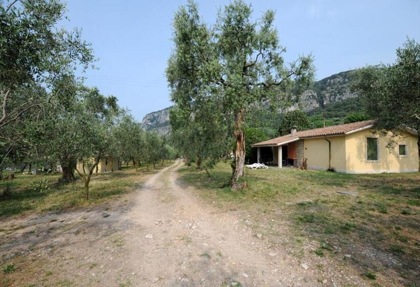 标准平房, Residence Parco Del Garda