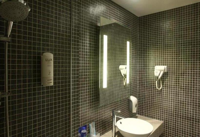 اتاق استاندارد, Holiday Inn Express Shanghai Gongkang, An Ihg