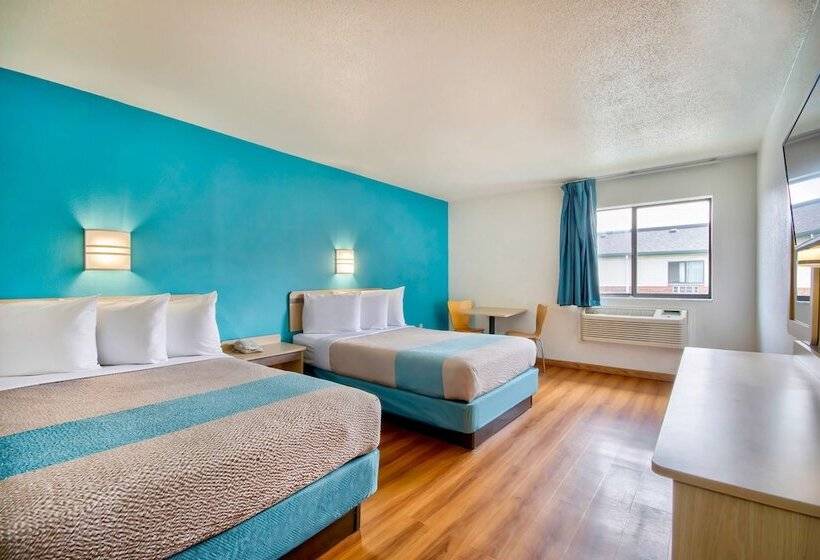 带2个双人床的标准工作室, Motel 6  Georgetown, Ky  Lexington North