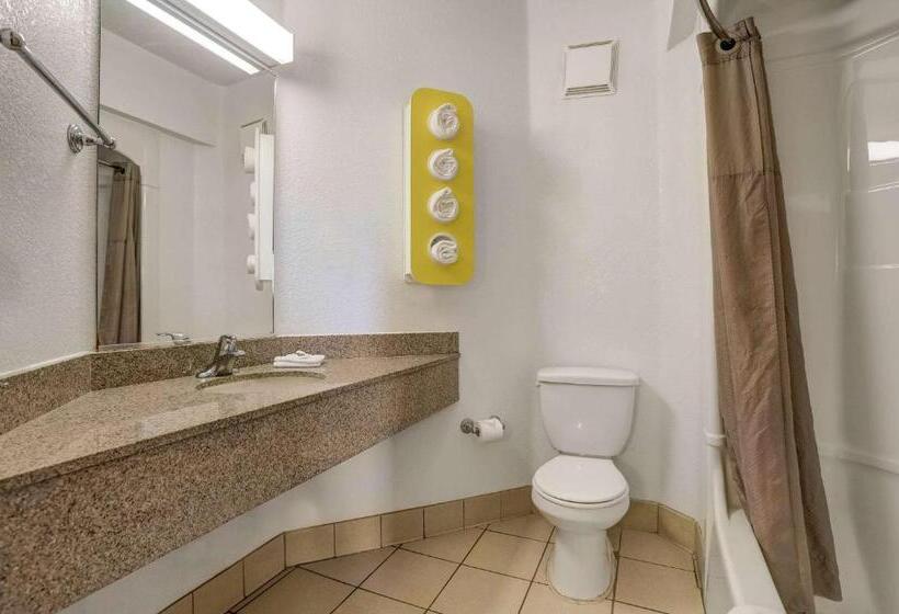 4인용 스탠다드 룸, Motel 6 Lemoore, Ca