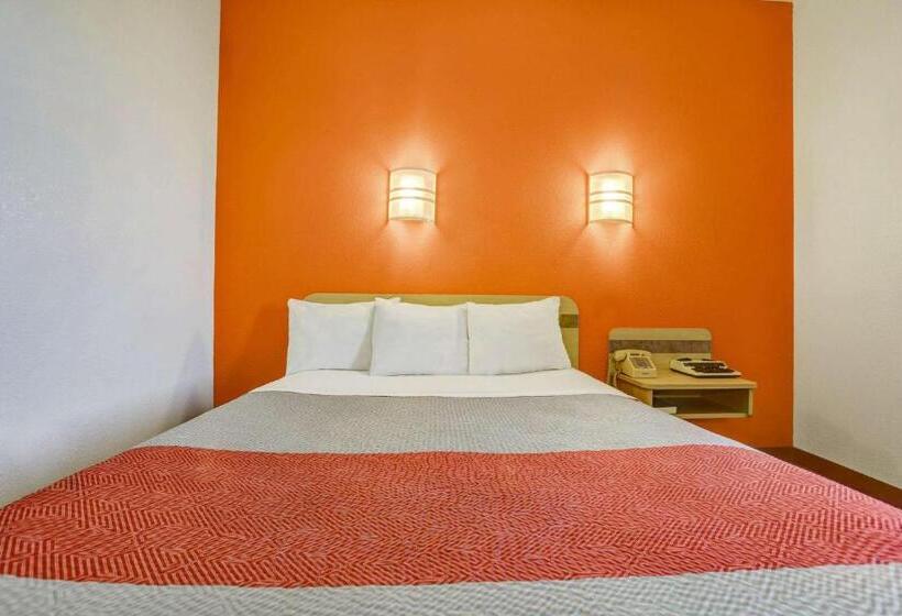 장애인을 위한 스탠다드 룸, Motel 6 Lemoore, Ca