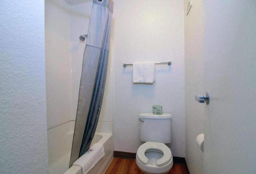 Четырехместный Номер Deluxe, Motel 6palm Desert, Ca  Palm Springs Area