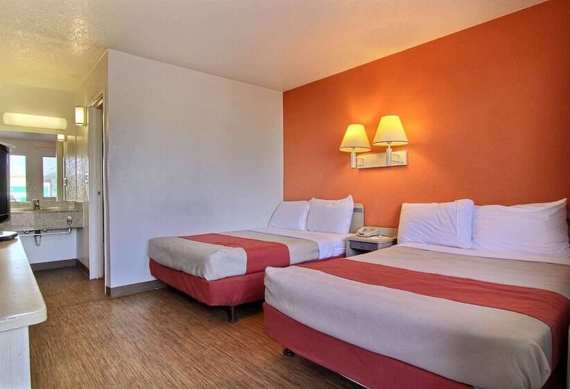 Номер Стандарт 2 Двуспальные Кровати, Motel 6odessa, Tx