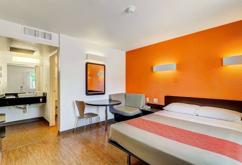 장애인을 위한 스탠다드 룸, Park Inn By Radisson, Thornton
