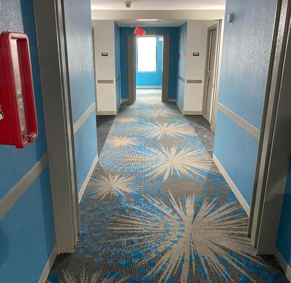 Номер Стандарт Кровать Кинг Адаптированный для Инвалидов, Days Inn By Wyndham Waco University Area