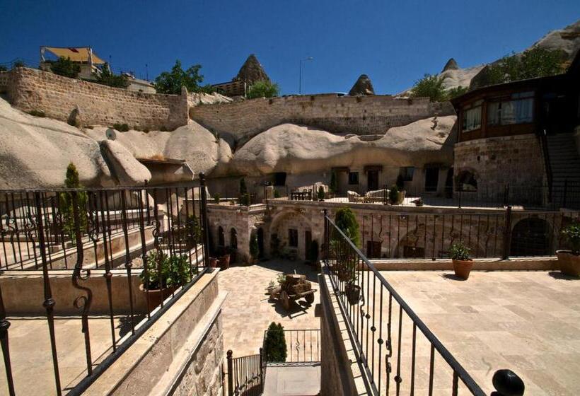 سوییت, Grand Cave Suites
