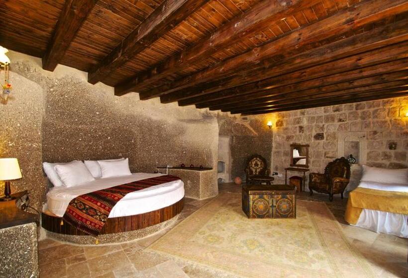 سوییت, Grand Cave Suites