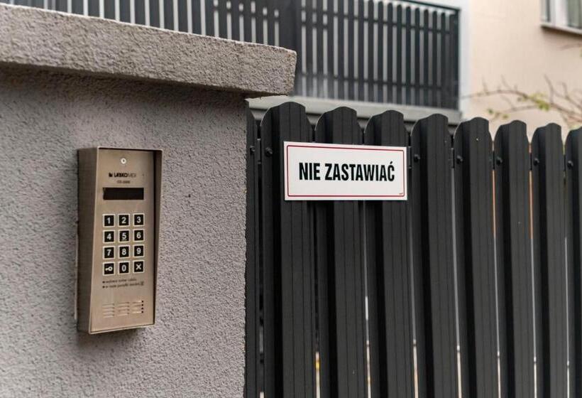Апартаменты 1 Спальня с Террасой, Komfortowe Przytulne Nowoczesne Mieszkanie Radom