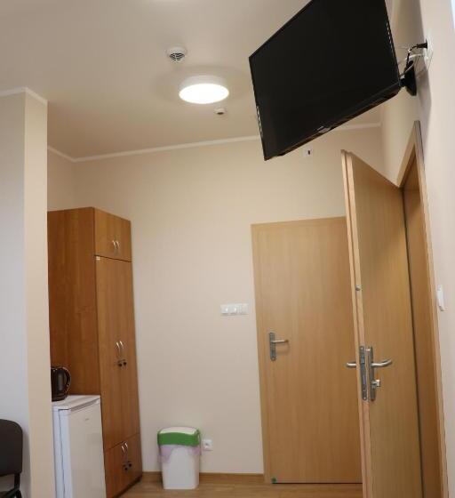 Номер Стандарт Индивидуальный, Dom Studenta Pans   Akademik, Hostel