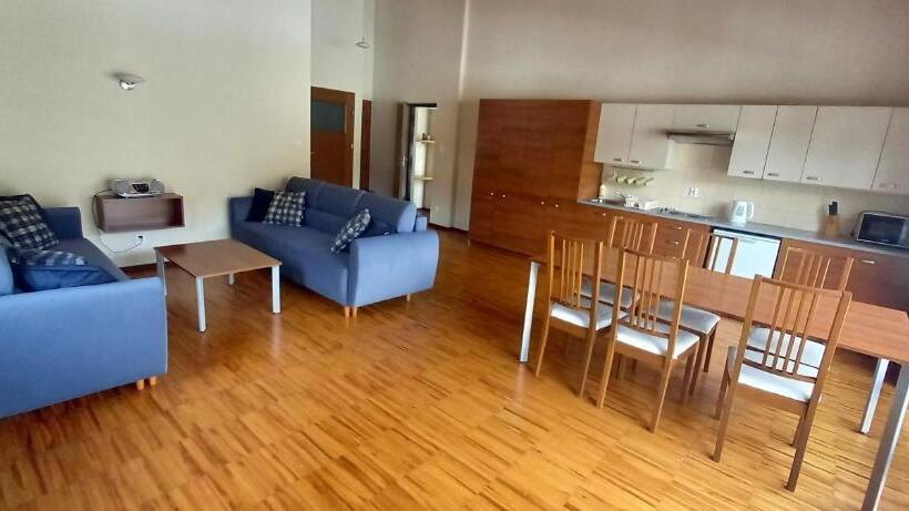Четырехместный Номер Deluxe, Zawoja1560 Apartamenty Przy Aptece