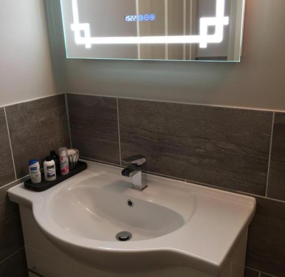 Standard room with outdoor bath, Auldgirth Inn