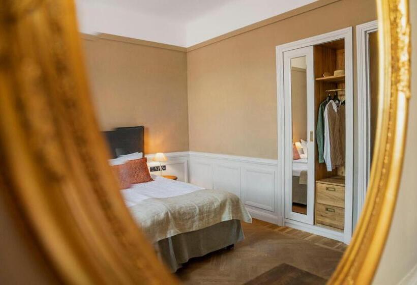 Номер Стандарт, Langley Resort Napoléon Bonaparte