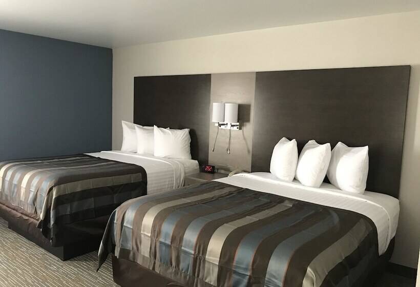 Номер Deluxe, Wingate By Wyndham Louisville Airport Expo Center