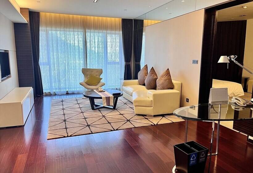 سوییت لوکس, Wyndham Garden Yuhuan Downtown