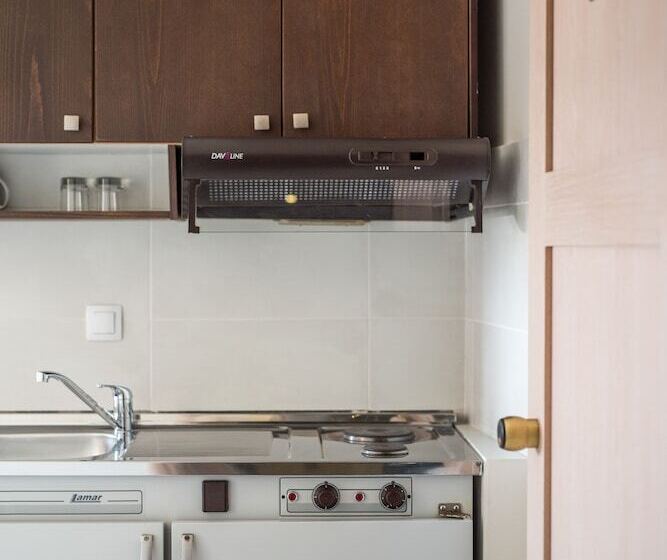 استودیوی استاندارد, Mirtilos Studios & Apartments