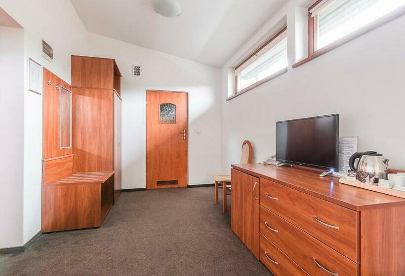 غرفة قياسية رباعية, Wołosań B&b