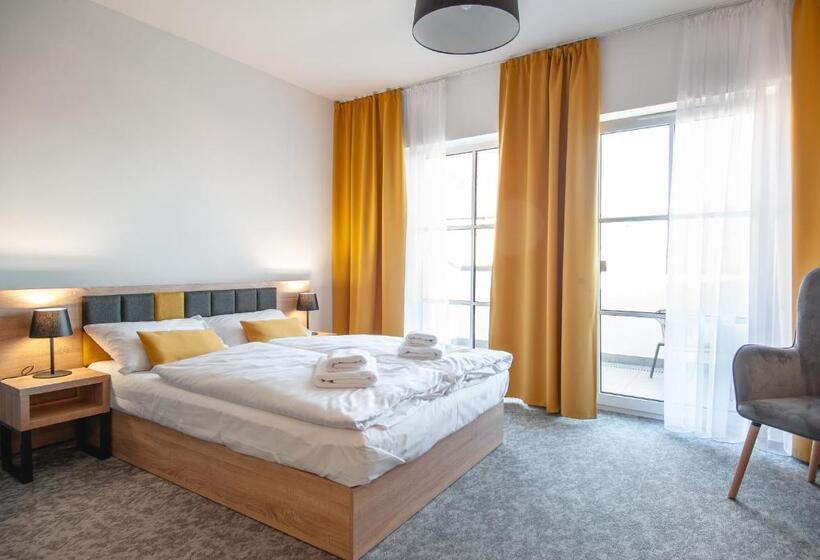 اتاق لوکس سه تخته, Apartamenty Gostyń
