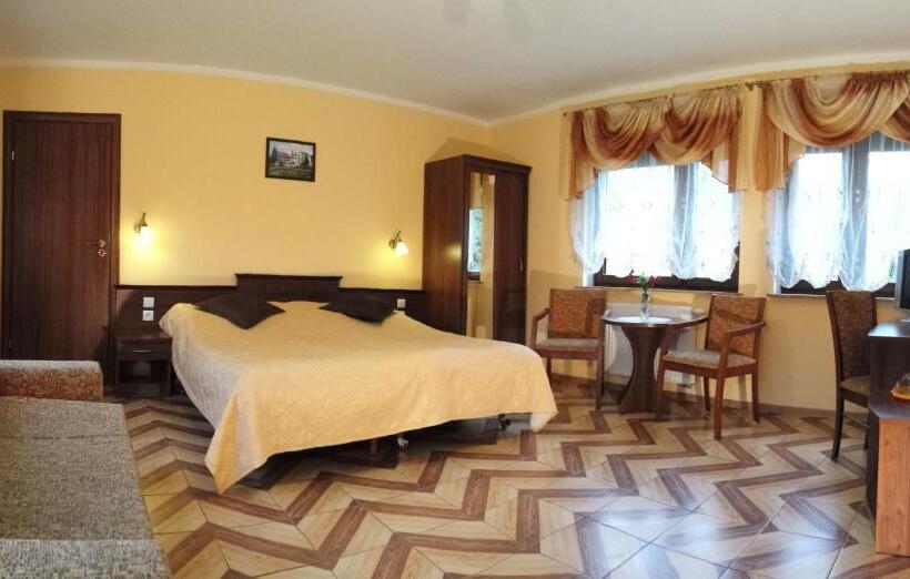 家庭间, Pokoje Gościnne Akacja